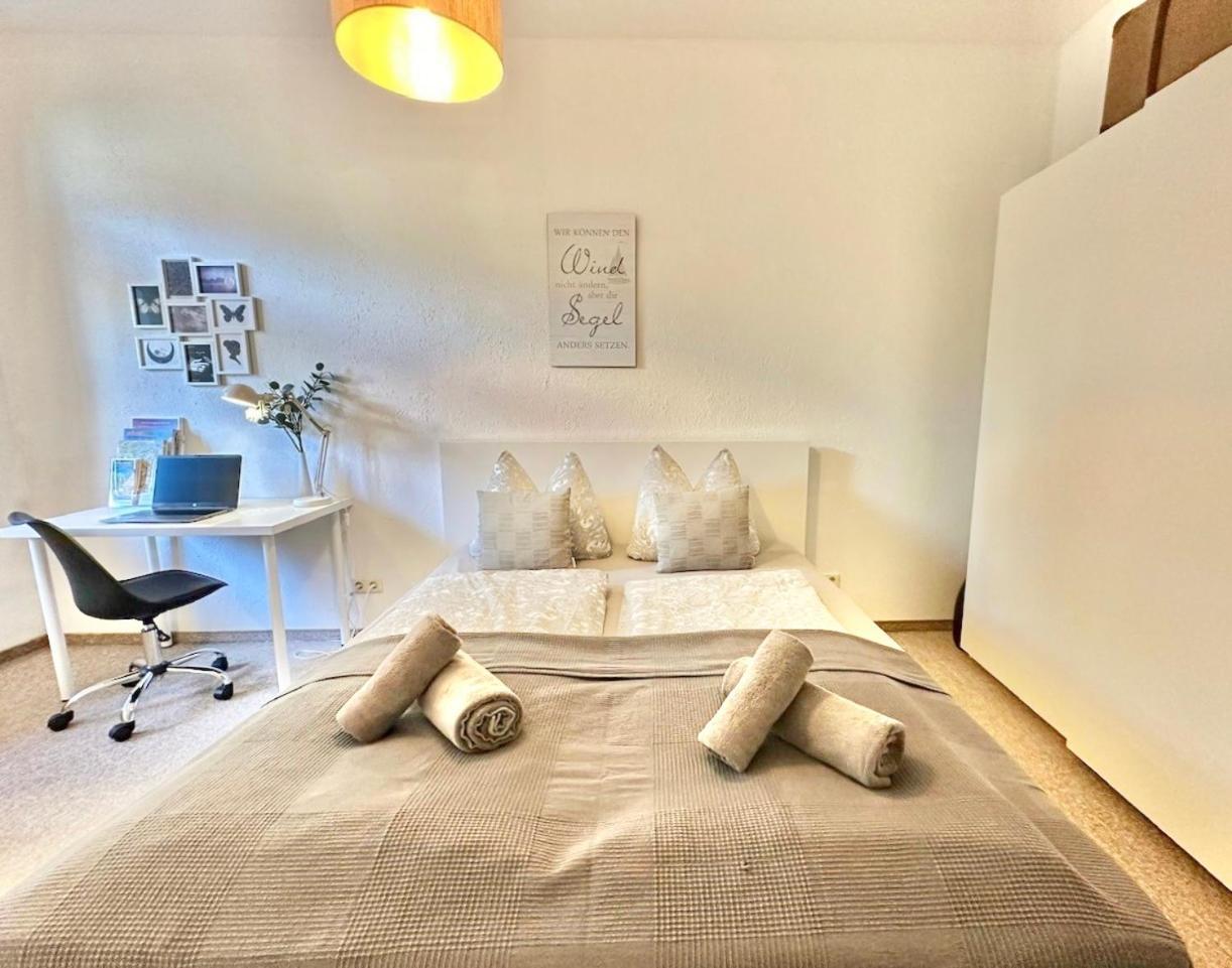 Appartement "Stadtgefluester" Im Zentrum, Inkl Stellplatz, 2 Betten, Babybett, Balkon, Gratis Kaffee Und Tee, Wlan Bautzen Bagian luar foto