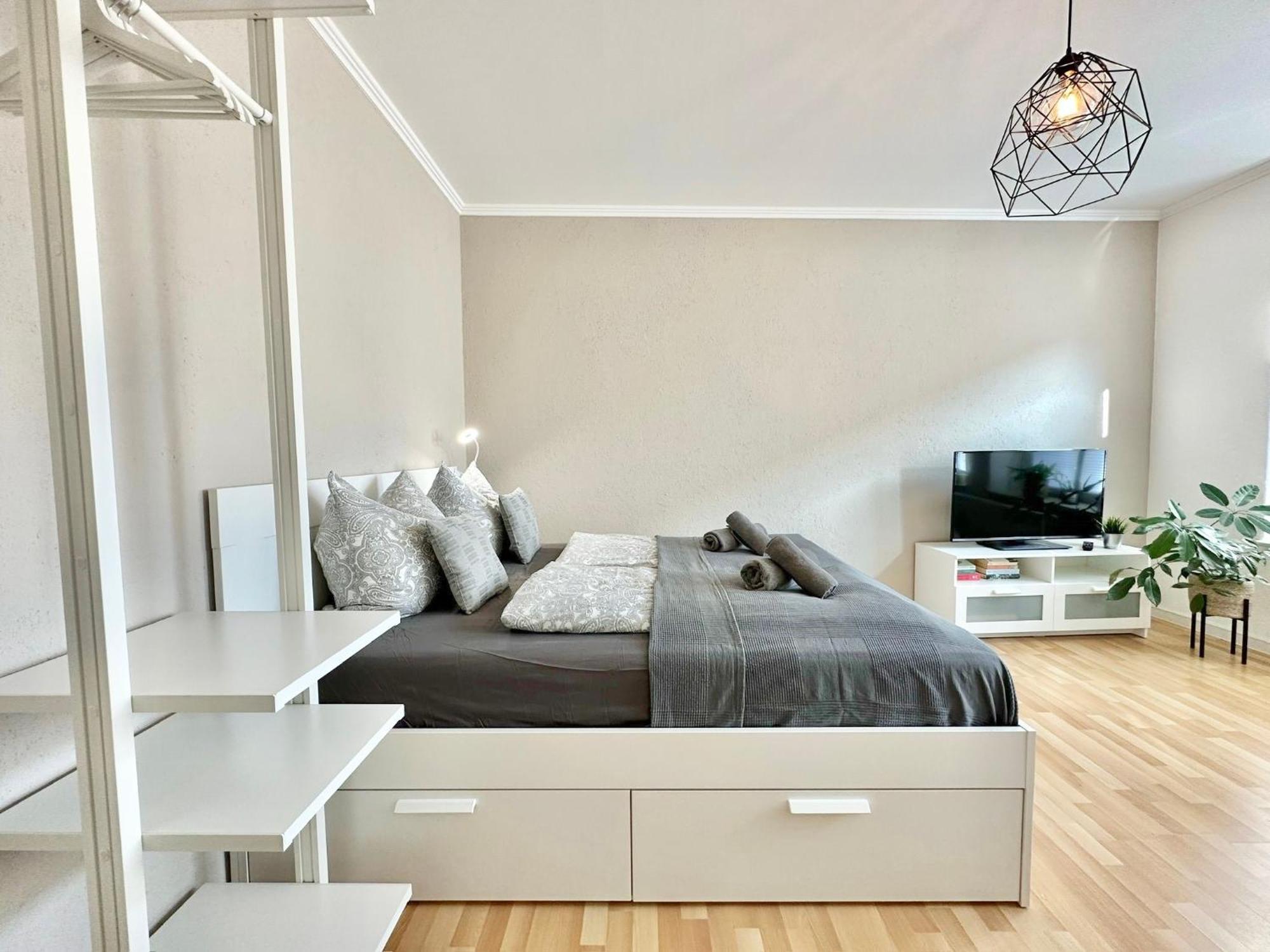 Appartement "Stadtgefluester" Im Zentrum, Inkl Stellplatz, 2 Betten, Babybett, Balkon, Gratis Kaffee Und Tee, Wlan Bautzen Bagian luar foto